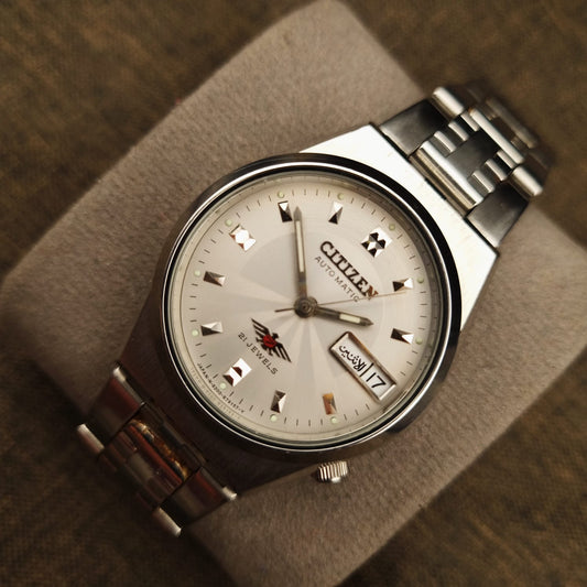 Citizen Eagle 7 4-R18002 Silver Sunburst