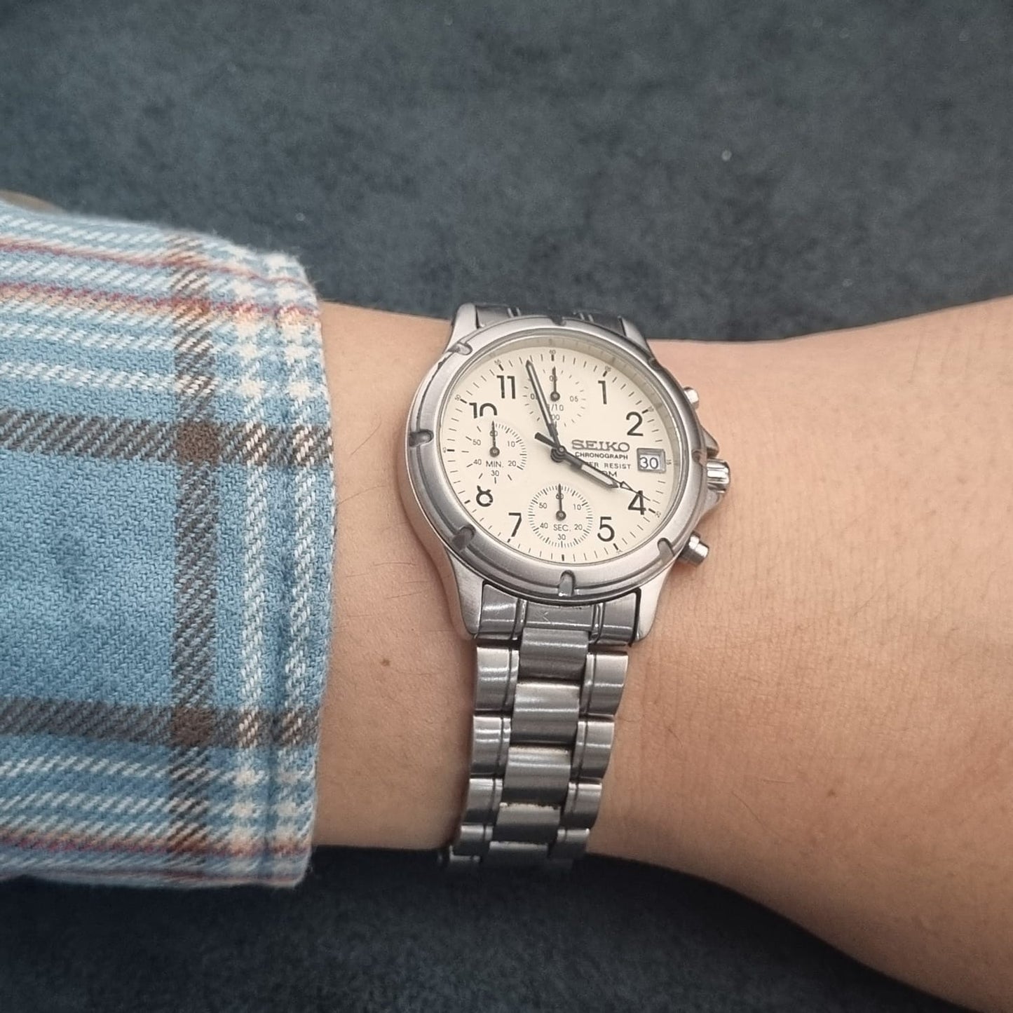 Seiko Chronograph Quartz V657-0820 White Cream Dial