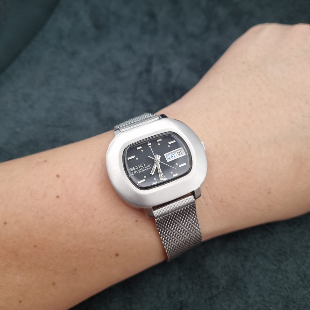 1970 Seiko Lord Matic LM 5606-5010 Cushion Shape Black Dial