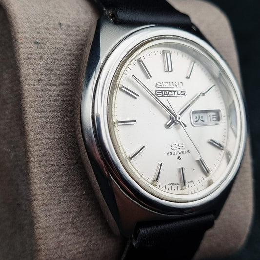 Seiko 5 Actus SS Automatic 6106-7520 Silver Sunburst