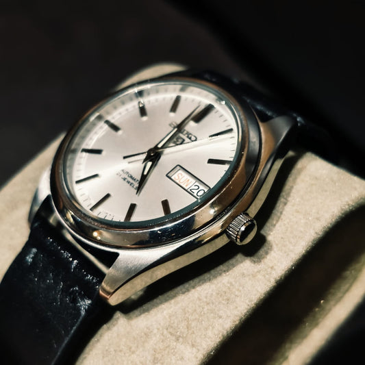 Seiko 5 Automatic 7S26-0440 Silver Sunburst Dial