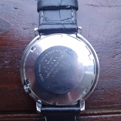 Seiko 5 Actus SS 6106-8750 Circle Silver Sunburst Dial