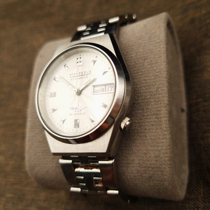 Citizen Eagle 7 4-R18002 Silver Sunburst