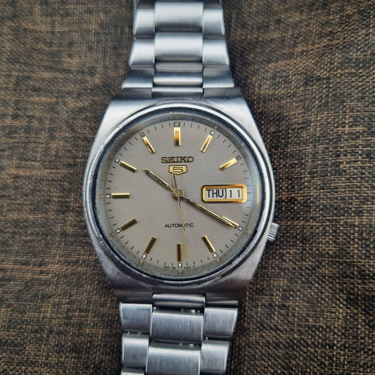 Seiko 5 Automatic 7009-3130 Grey Dial