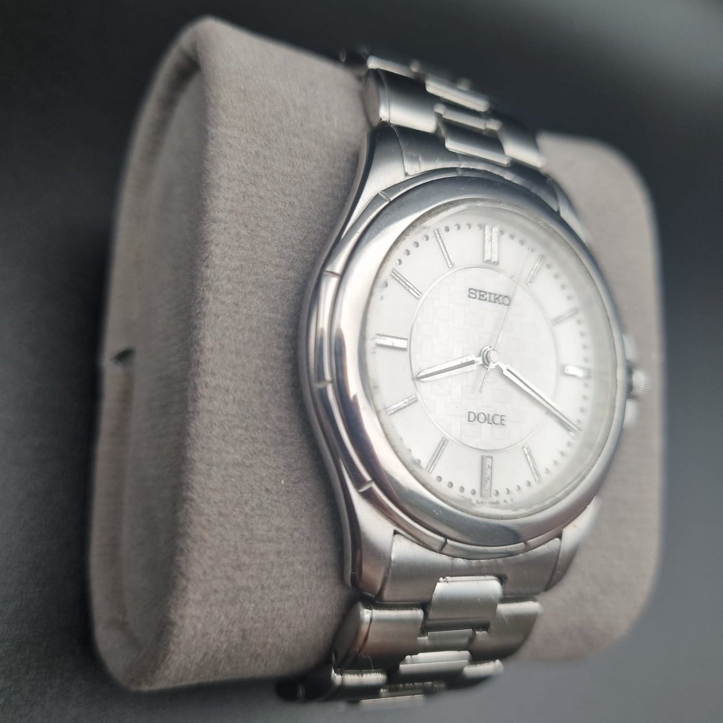 Seiko Dolce Quartz 8J41-0AF0 Texture Carbon Dial