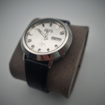 Seiko 5 Actus SS 6106-8750 Circle Silver Sunburst Dial