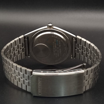 Orient Quartz Vintage V529601 Green Sunburst Dial