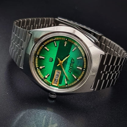 Orient Quartz Vintage V529601 Green Sunburst Dial