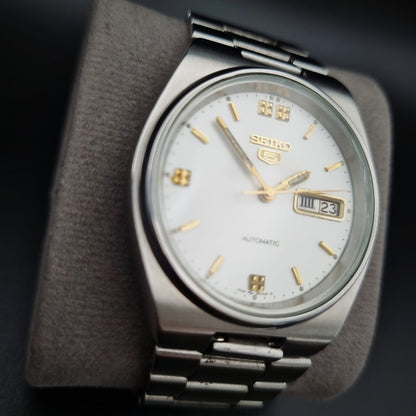 Seiko 5 Automatic 7009-3130 White Dial