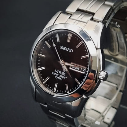 Seiko Sapphire Quartz 7N43-0AR0 Black Dial
