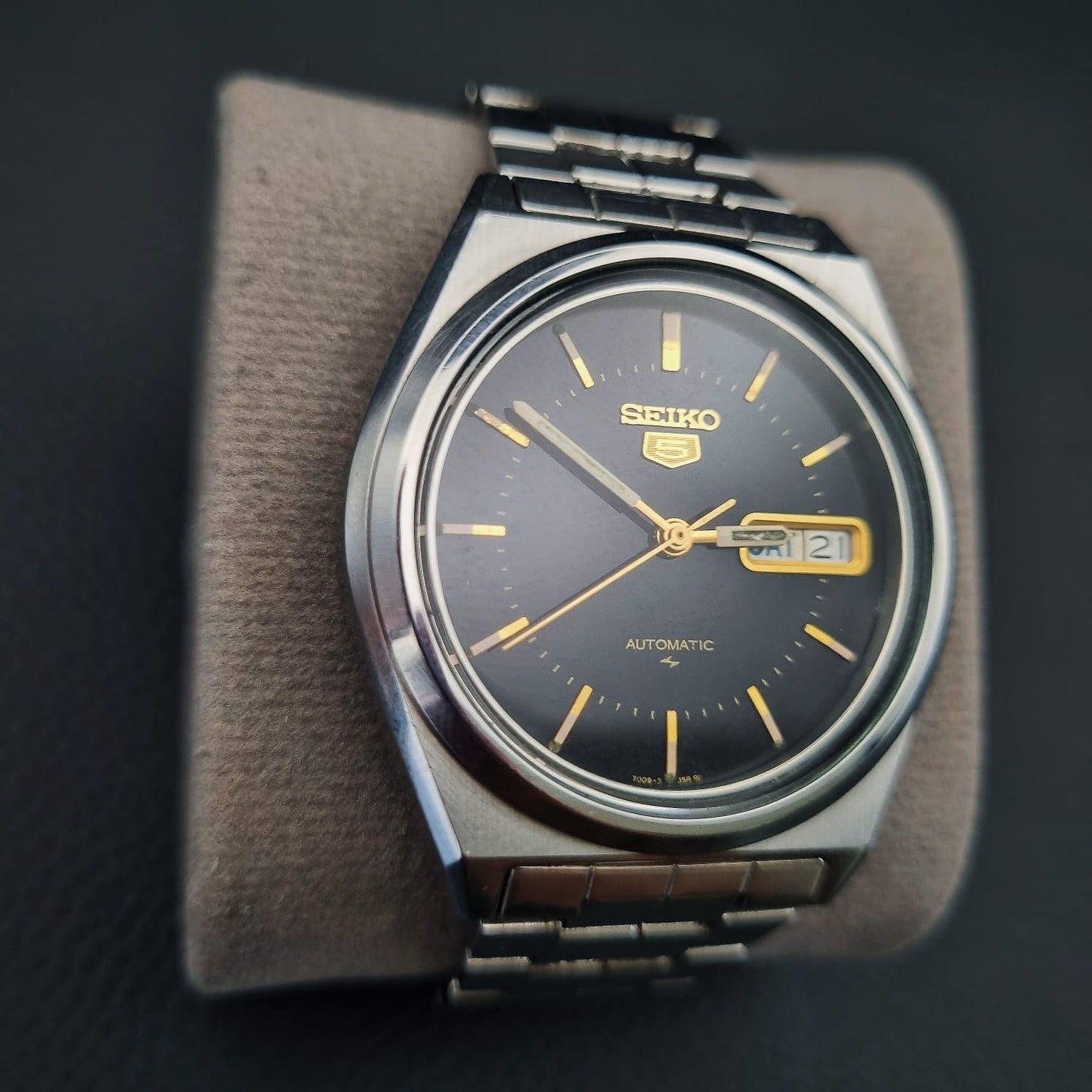 Seiko 5 Automatic 7009-876A Black Dial