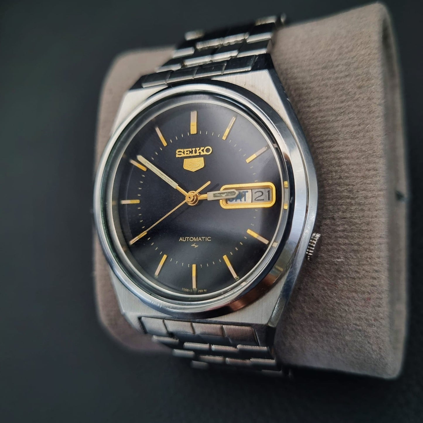 Seiko 5 Automatic 7009-876A Black Dial