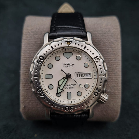 Casio Divers Quartz MD-704C White Lume Dial