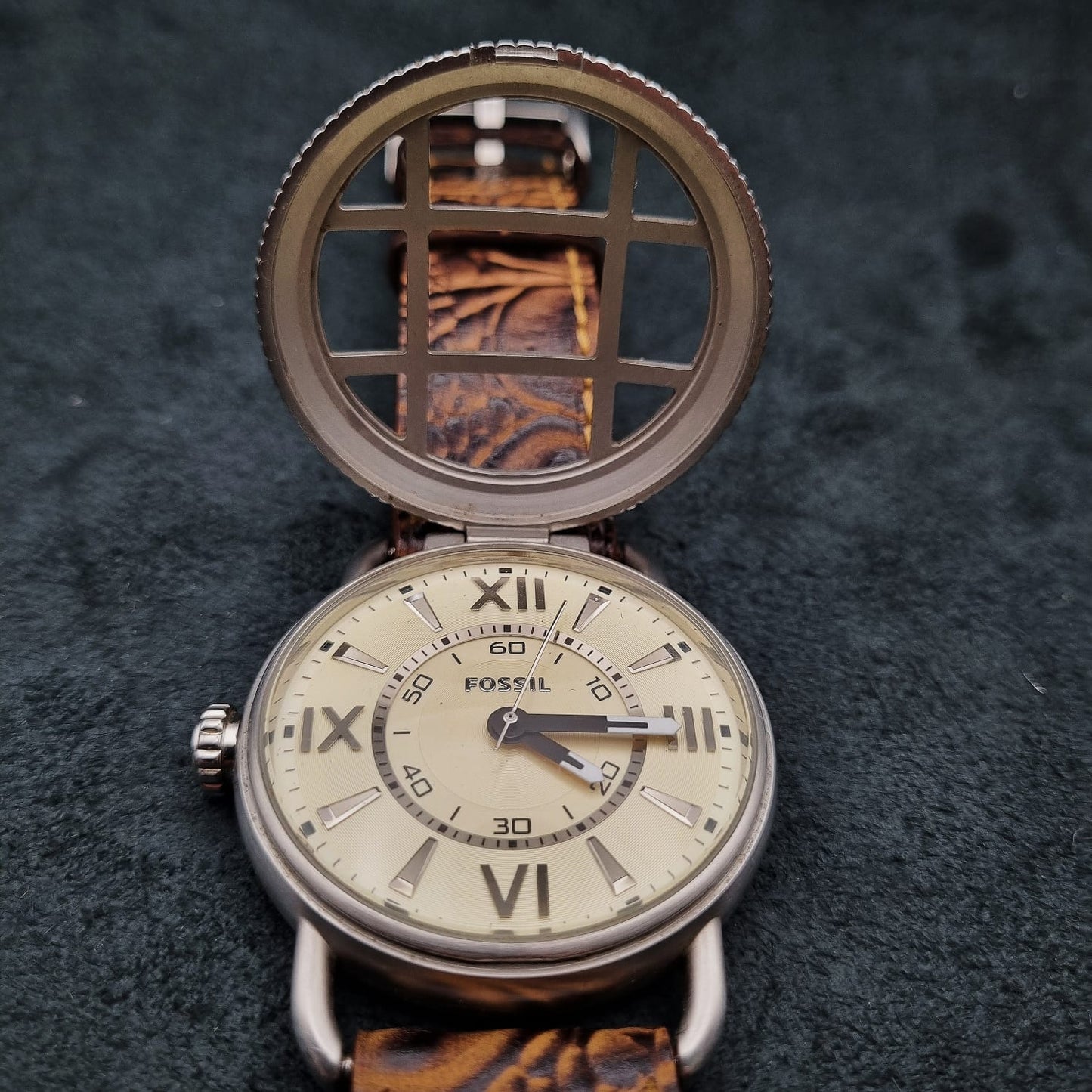 Fossil Vintage Reproduction Quartz  FS-4473 Analog  Off White Dial