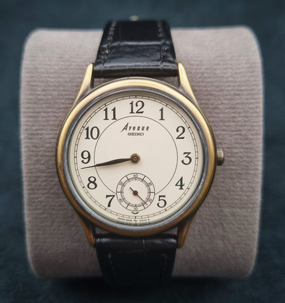 Seiko Avenue Sub Dial Vintage Quartz 2G28-6130 White Dial