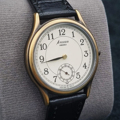 Seiko Avenue Sub Dial Vintage Quartz 2G28-6130 White Dial