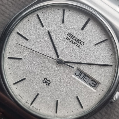 Seiko Quartz SQ 7813-8009 White Textured Dial