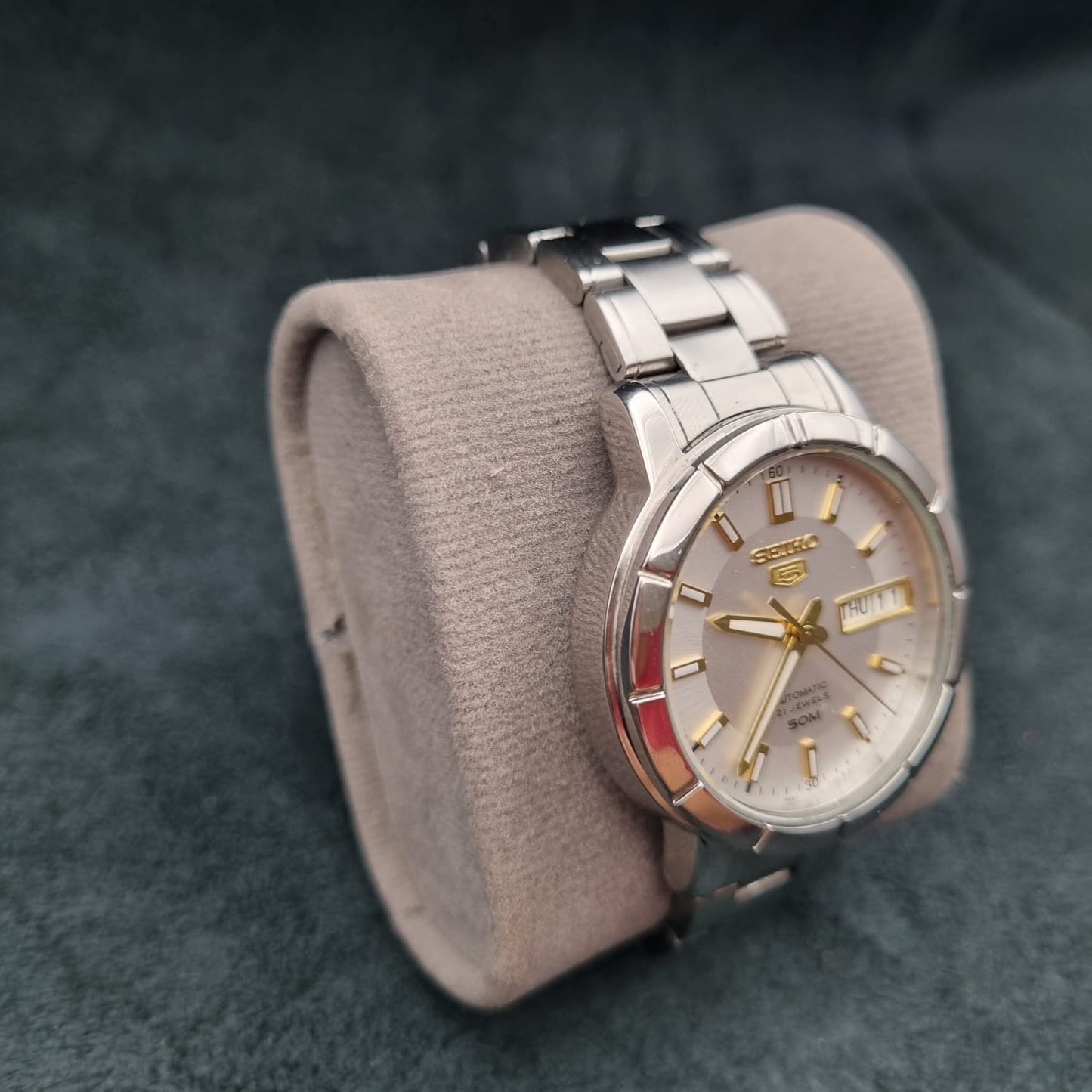 Seiko 5 Automatic 7S26-04F0 Silver Sunburst