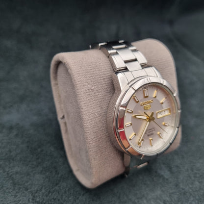 Seiko 5 Automatic 7S26-04F0 Silver Sunburst
