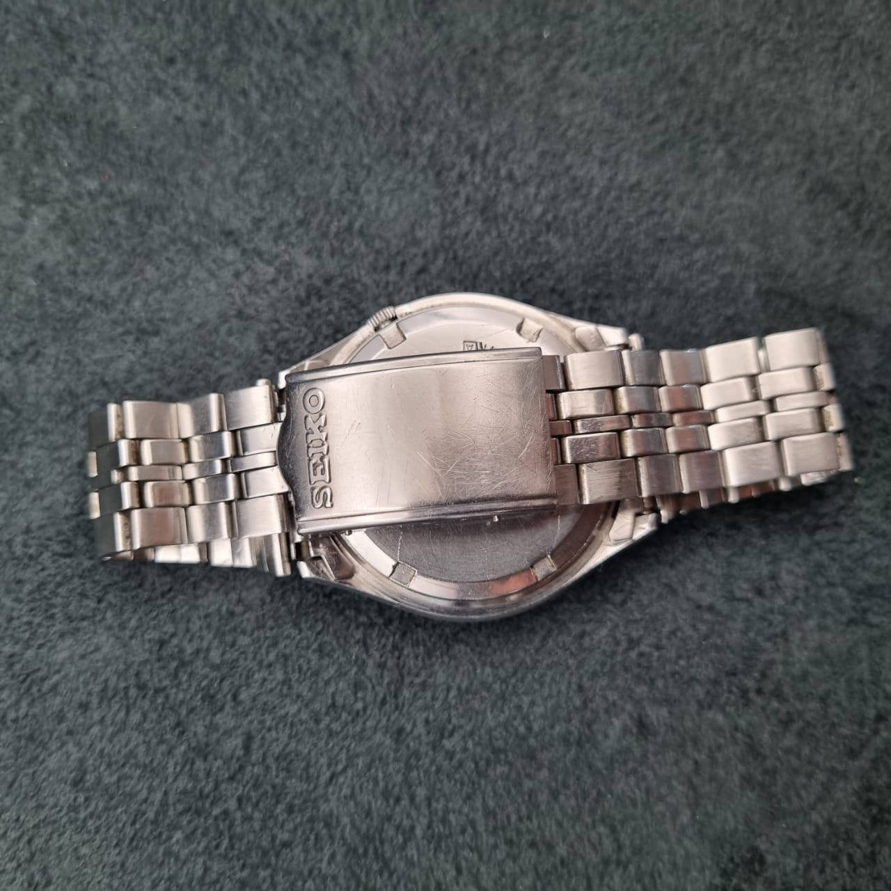 Seiko 5 Automatic 7009-4041 Black Dial Gold Index