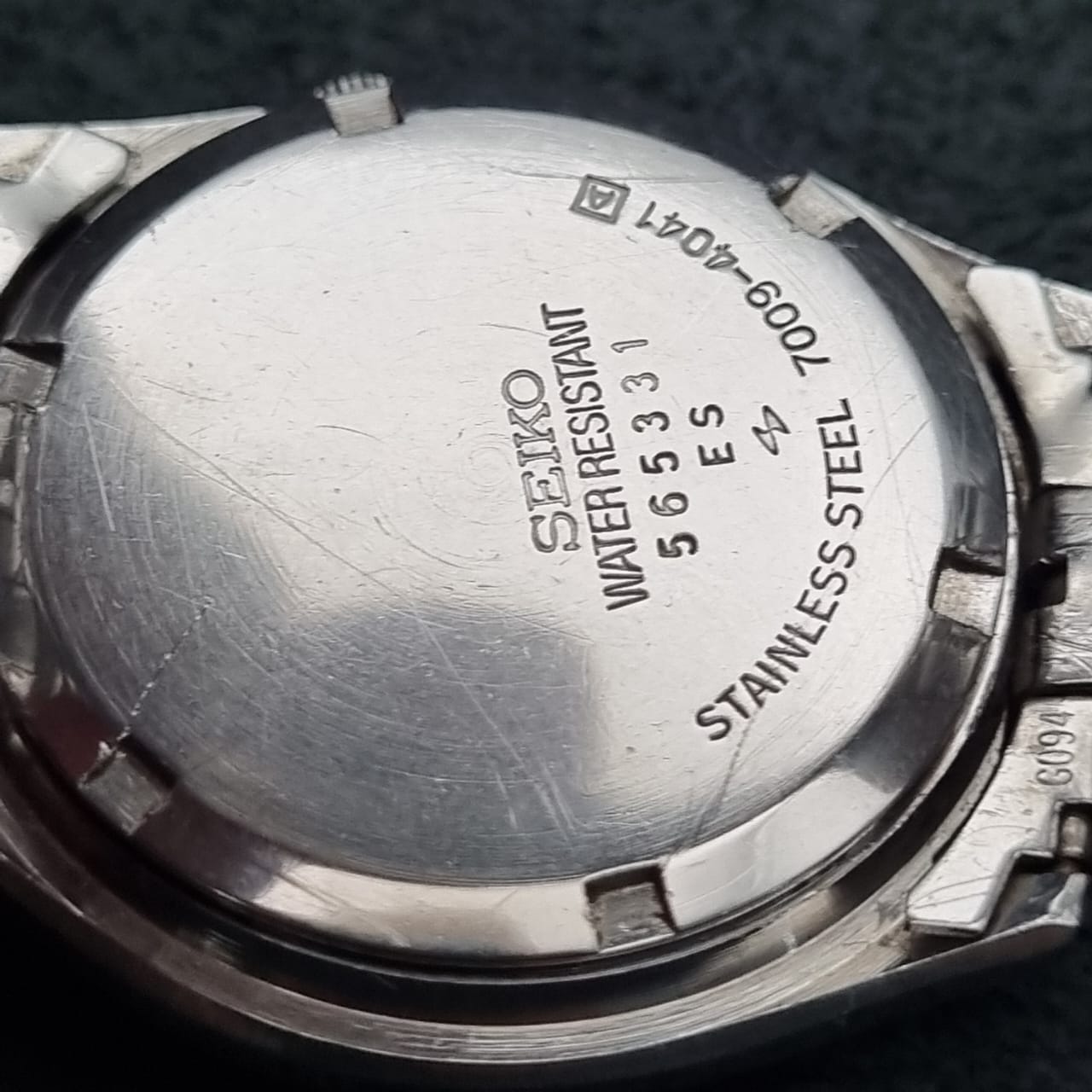 Seiko 5 Automatic 7009-4041 Black Dial Gold Index