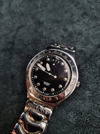 1999 Swatch Swiss Irony Date YGS414G Silver Tone Black Dial