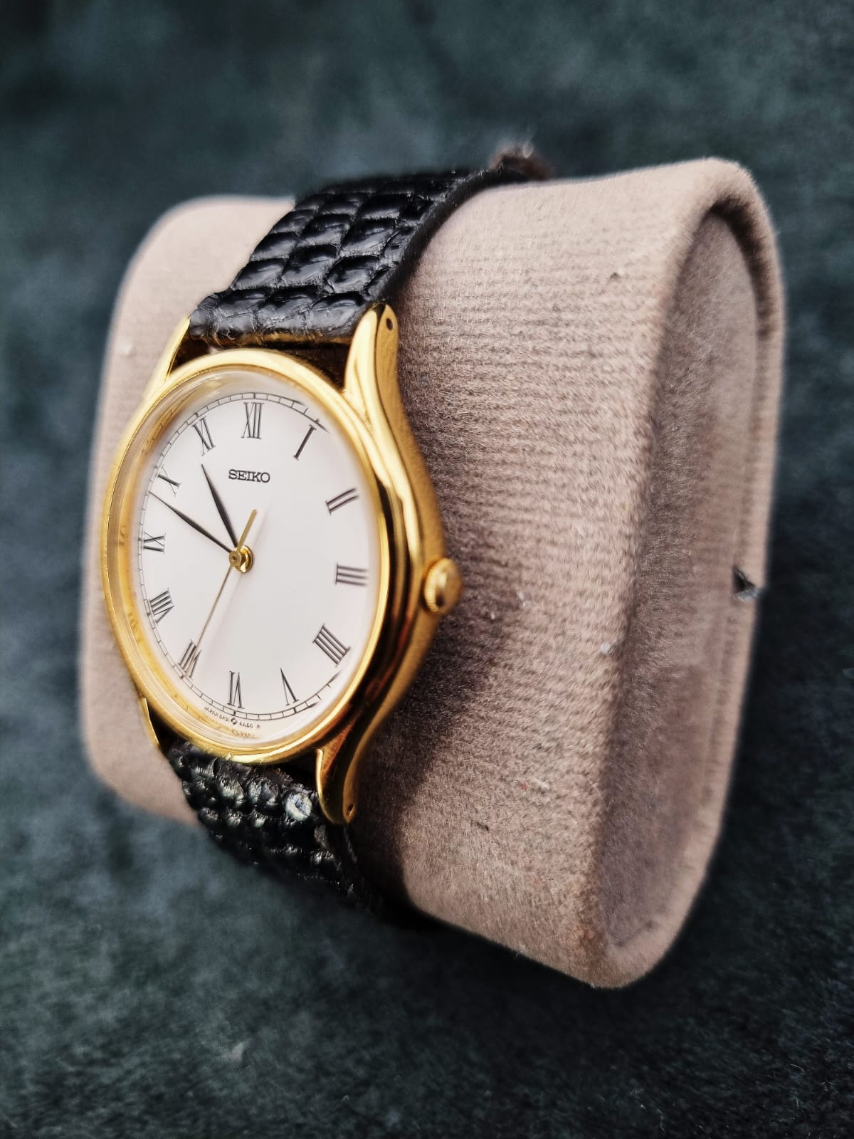 1984 Seiko Vintage Quartz 5P31-6A10 Roman Index