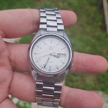 Seiko 5 Automatic 7S26-0480 Waffle Textured White Dial